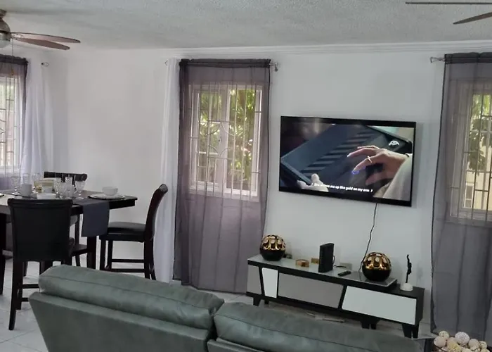 Apartment Mango Retreat In Mango Walk Country Club